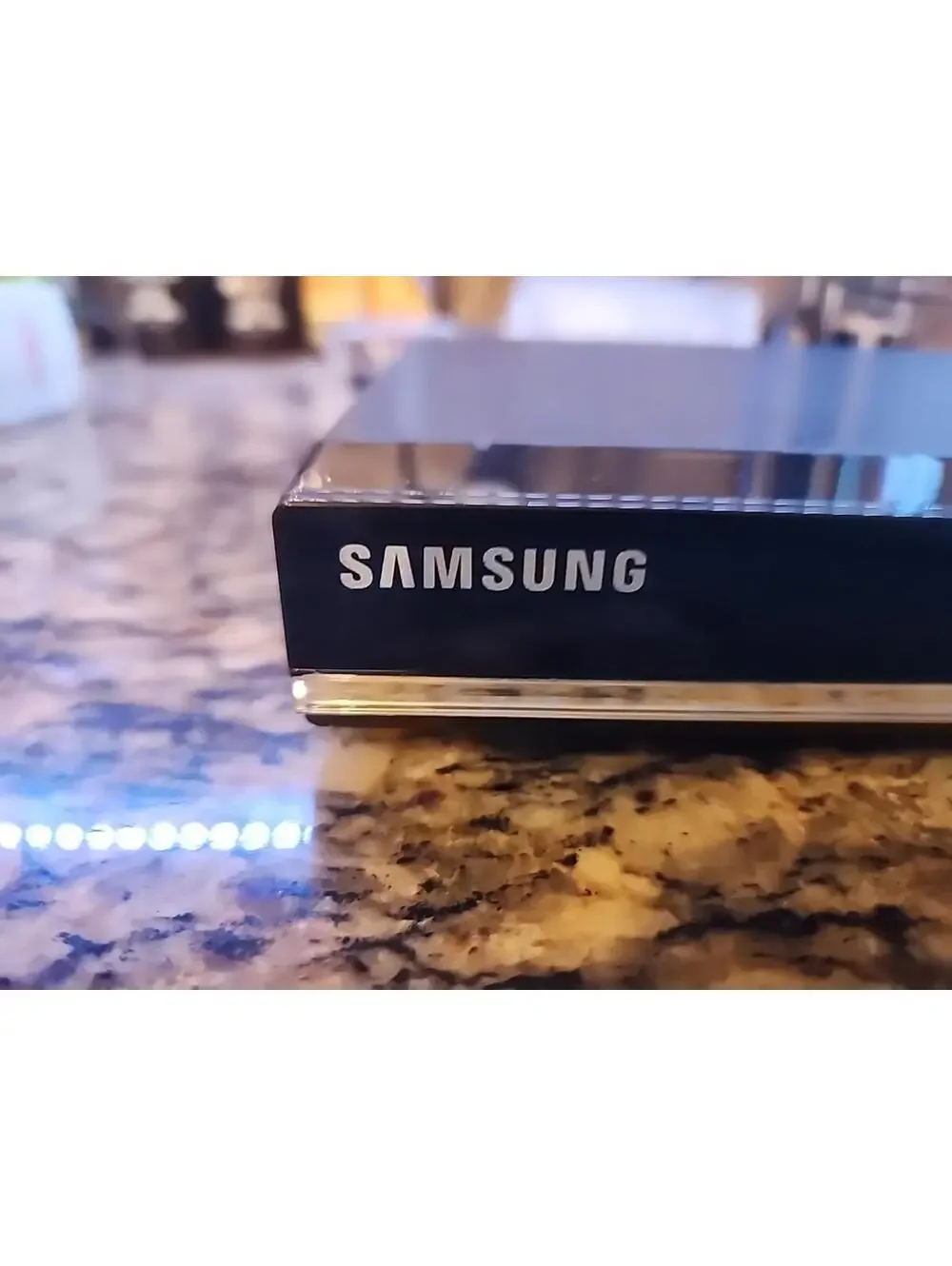 SAMSUNG BD-C500 Blu-Ray Disc DVD Video Player Full HD 1080p No Remote